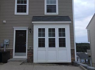 333 Falcon Run, Morgantown, WV 26508