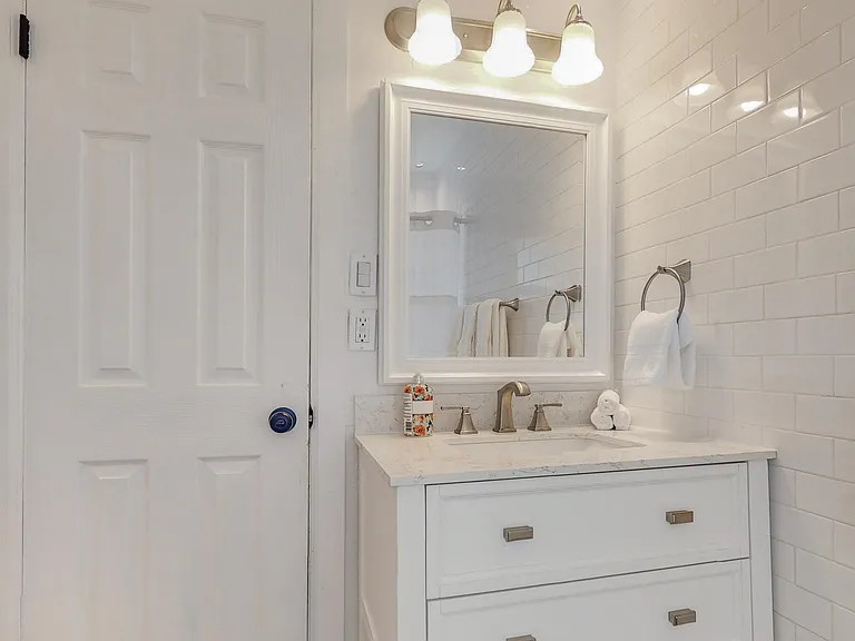 2423 Espanola St NE #C — Photo 21