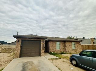795 Grijalva Dr, Socorro, TX 79927
