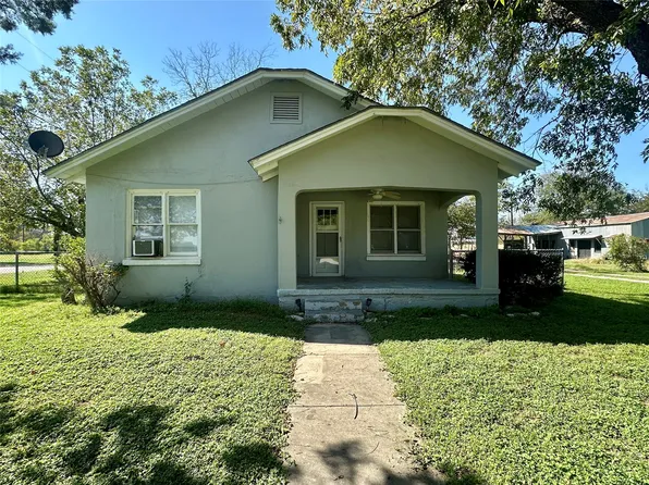 308 S Elm St, Hico, TX 76457