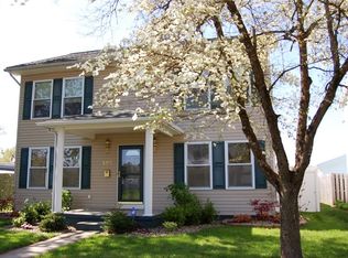 806 27th St, Vienna, WV 26105