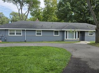5335 Orchard Lake Rd, West Bloomfield, MI 48323