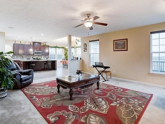 3rd image of 3286 Heatherstone Dr
