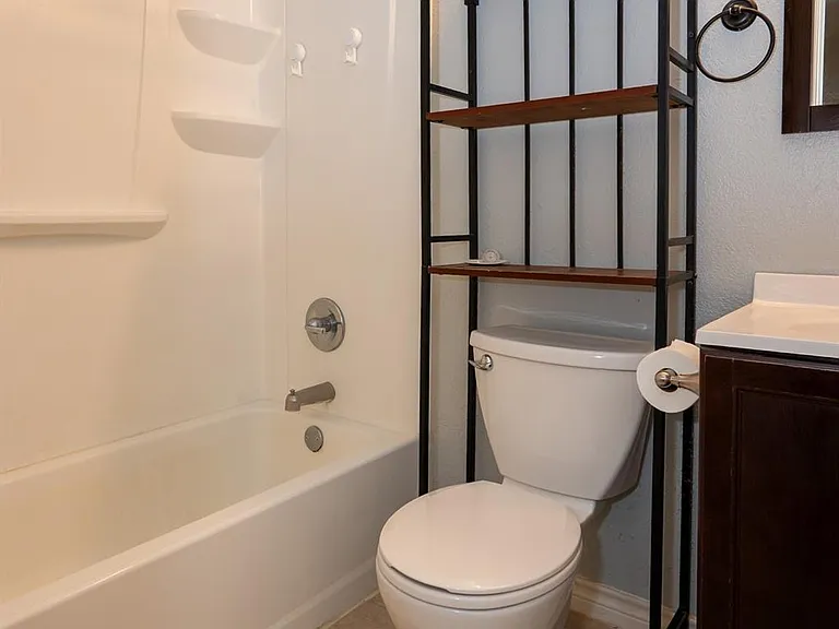 22811 Elkana Deane Ln — Photo 18