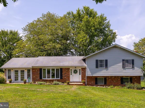 642 Parkview Estates Rd, Luray, VA 22835