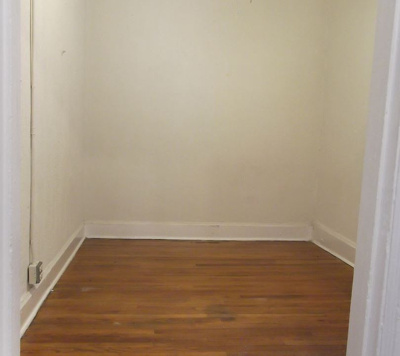 2nd image of 1359 W Chicago Ave APT C7