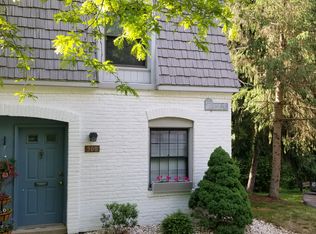 500 Carriage Cir, Pittsburgh, PA 15205