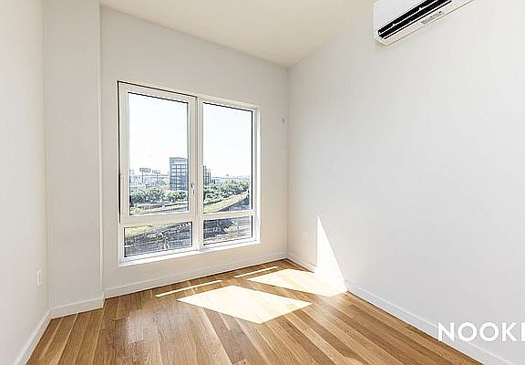 3rd image of 45-57 Davis St #737