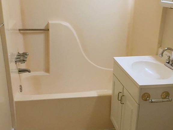 2nd image of 3141 Ellwood Ave APT A
