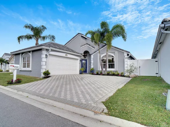 7727 Great Glen Circle, Delray Beach, FL 33446
