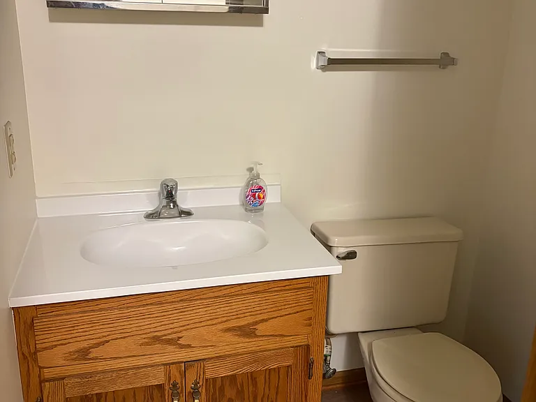 260 Clark St #B — Photo 4