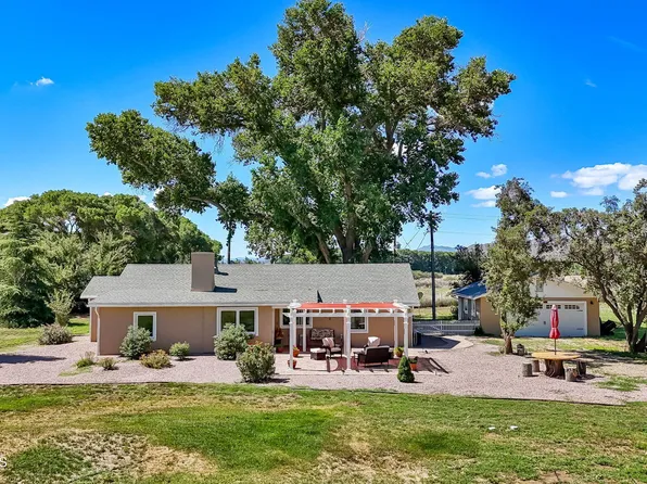 1640 S Peavine Rd, Skull Valley, AZ 86338