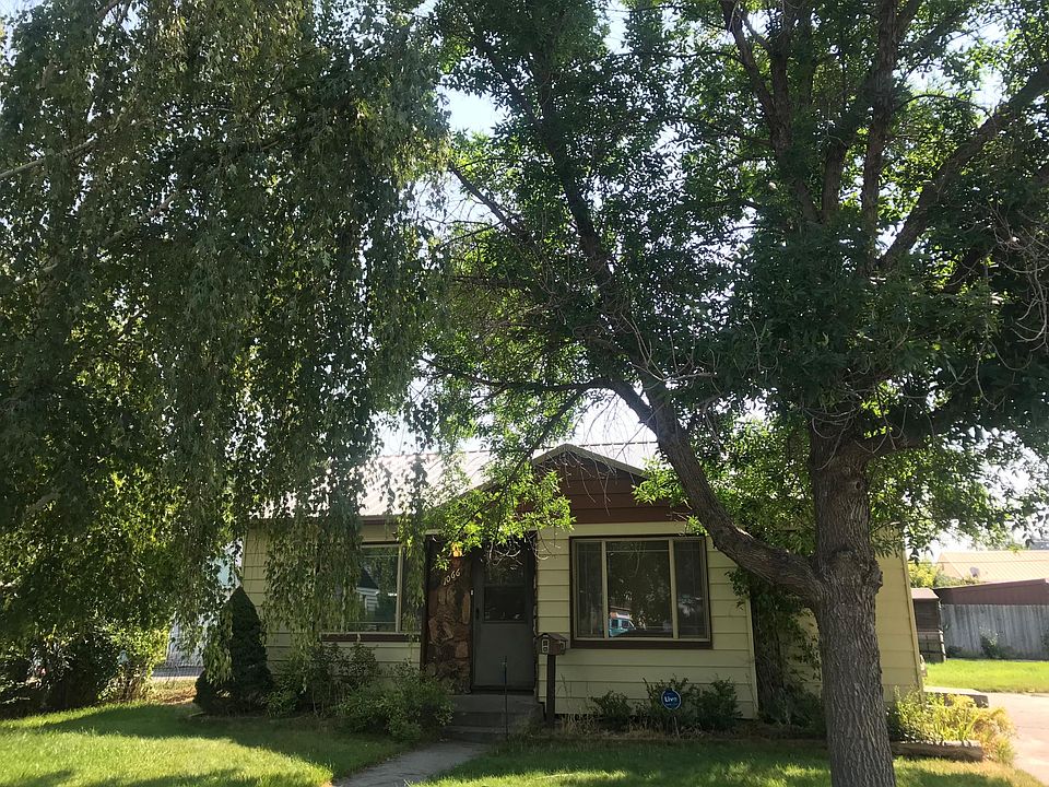 Front of house
