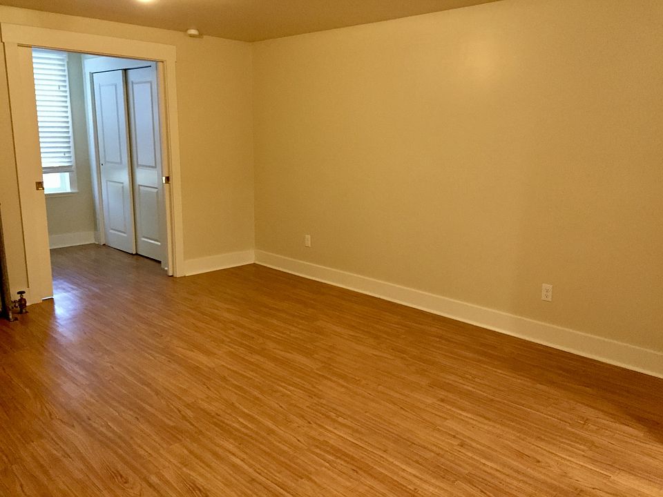 1st image of 600 NE Maiden Ln #7