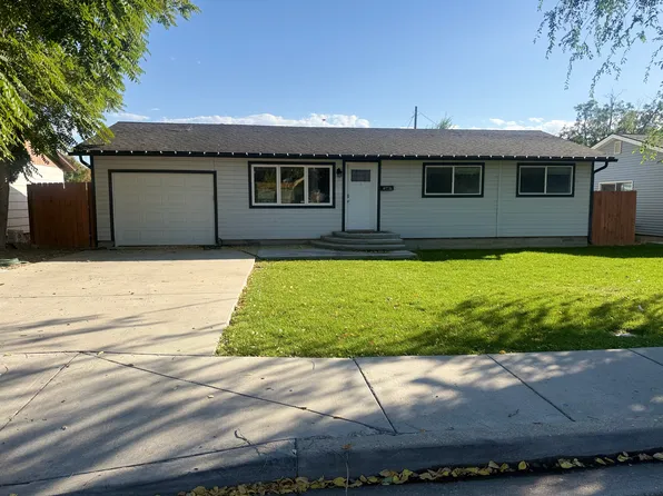1131 Rosenlof Ave, Nampa, ID 83687