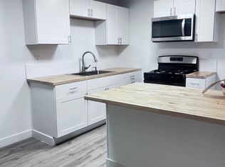 1327 W Civic Center Dr #4, Santa Ana, CA 92703