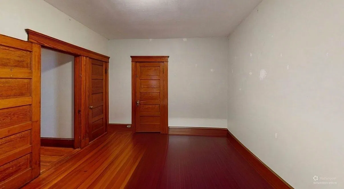 4 bed, 1800 sqft, $5,300 — Photo 1