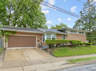 305 E Illinois Ave, Aurora, IL 60505