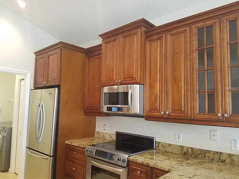 508 Cedar Woods Dr — Photo 11