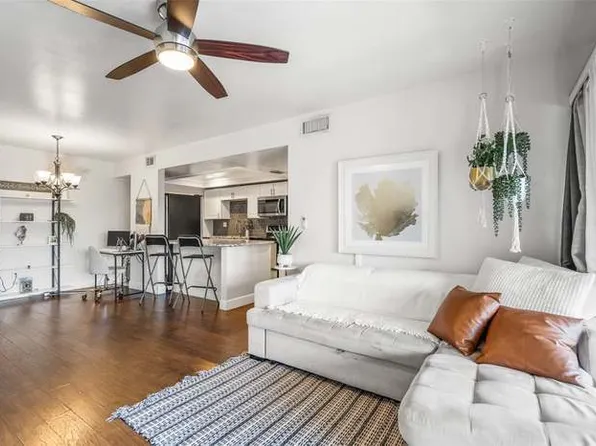 855 N Village Dr N APT 203, Saint Petersburg, FL 33716