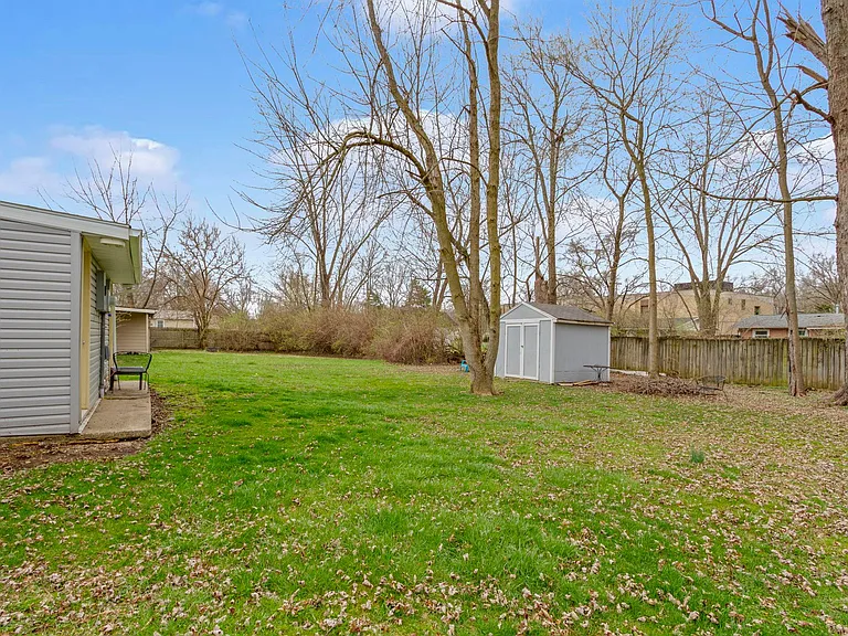 10624 N Park Ave — Photo 17