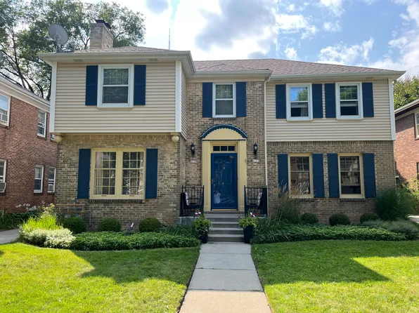 4119 N Newhall St, Shorewood, WI 53211