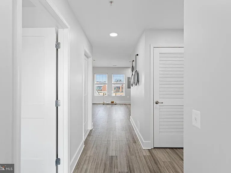 19520 Village Walk Dr #19520 — Photo 8