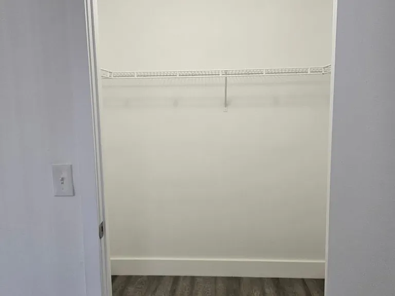 The Mirage Apartments — Photo 26