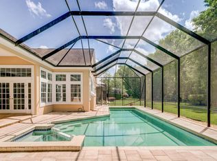 10028 Vineyard Lake Rd E, Jacksonville, FL 32256