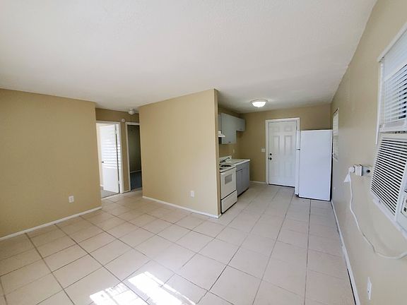 2nd image of 1114 E Linebaugh Ave APT B