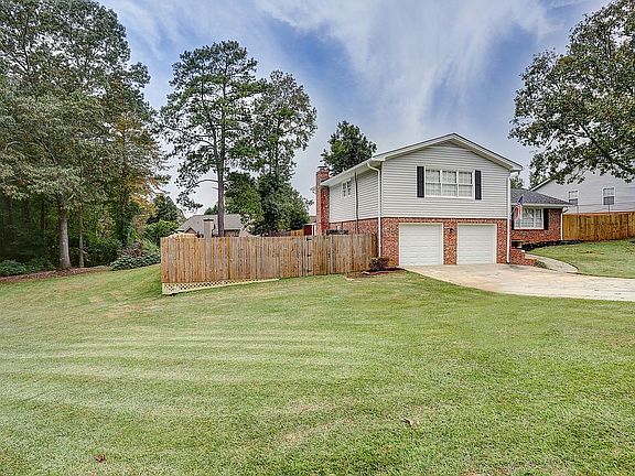 5th image of 2750 Bethesda Ct