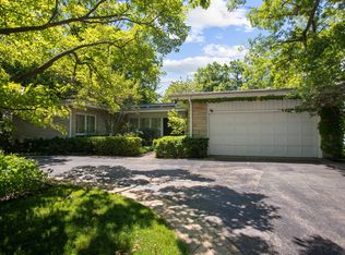 154 Roger Williams Ave, Highland Park, IL 60035