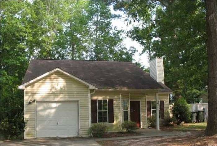 2nd image of 130 Beverly Dr