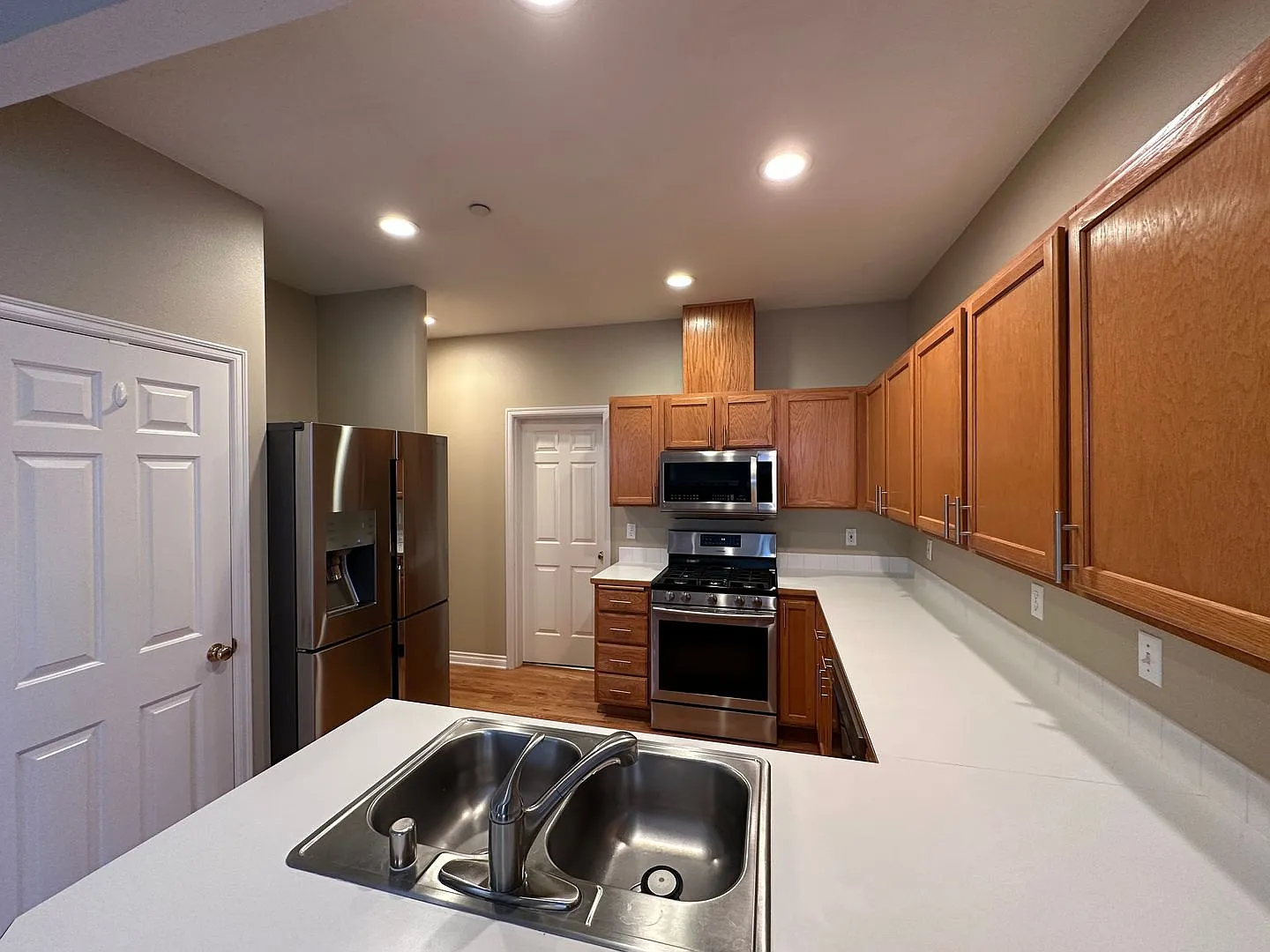 2061 Palisade Boulevard — Photo 4