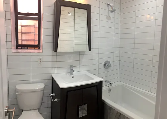 Rented by Uptown Flats LLC | media 36