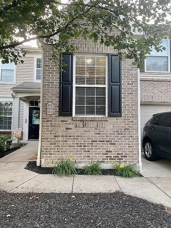 654 Rivers Breeze Dr photo 1