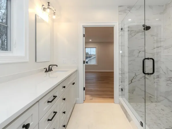 6 Daybreak Lane #18, Windham, ME 04062