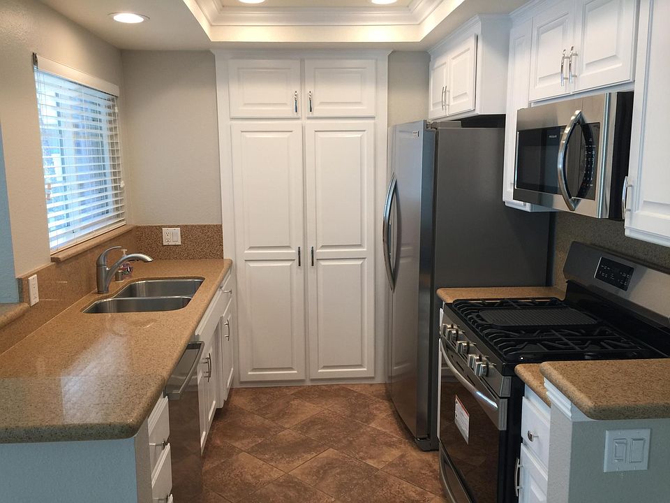 1st image of 400 N Myers St Unit 22