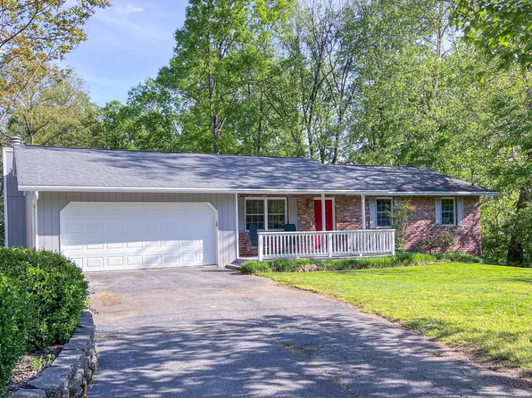 10104 Oak Creek Ln, Knoxville, TN 37932