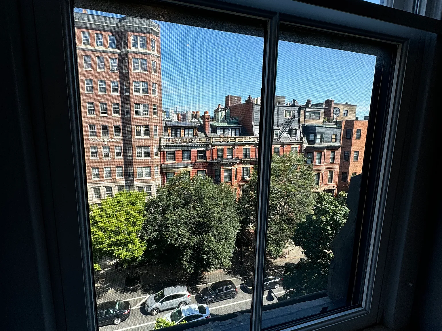 Beacon St, Boston — Photo 4