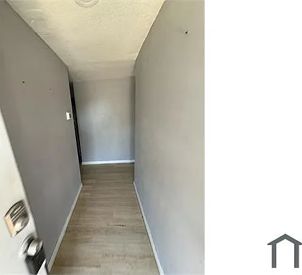 4401 W Osborne Ave — Photo 8