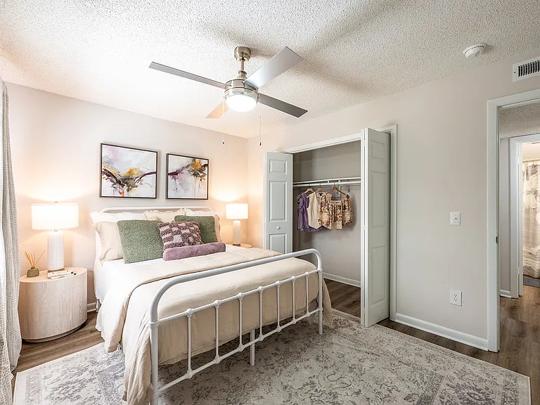 The Artisan Apartments — Photo 9