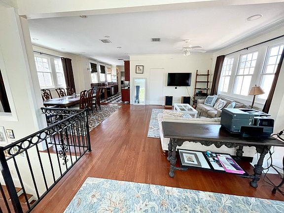 2nd image of 3314 Napoleon Ave