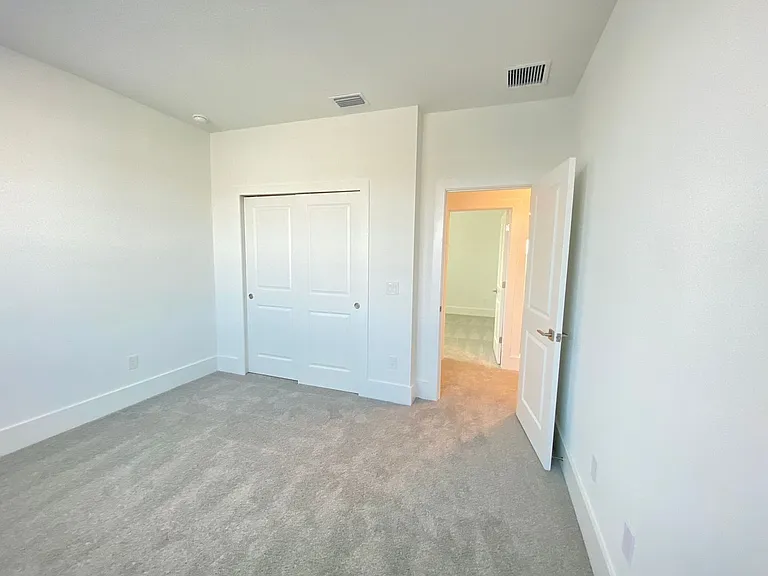 12668 Clear Sapphire Dr — Photo 33