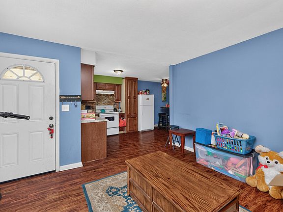 3rd image of 755 Terrace View Dr #757