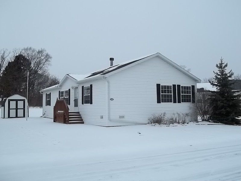 1st image of 16258 Derby Cir