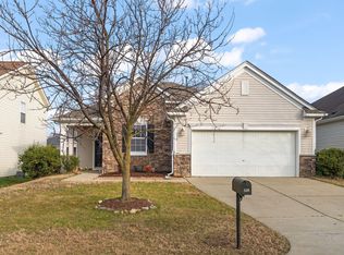 328 Larktree Ln, Fuquay Varina, NC 27526