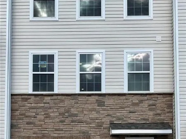 8345 Alexander Ct, Upper Macungie Township, PA 18031