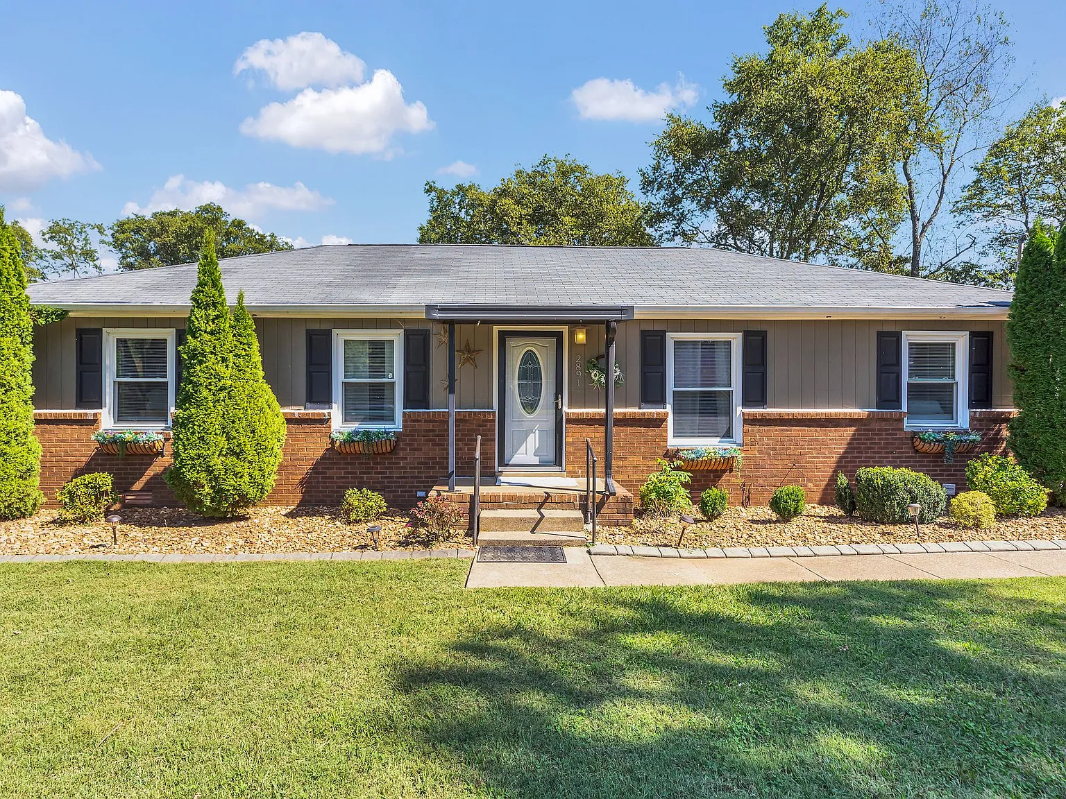 4 bed, 1500 sqft, $4,200 — Photo 4