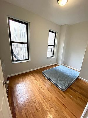 2nd image of 2546 Adam C Powell Blvd APT 6